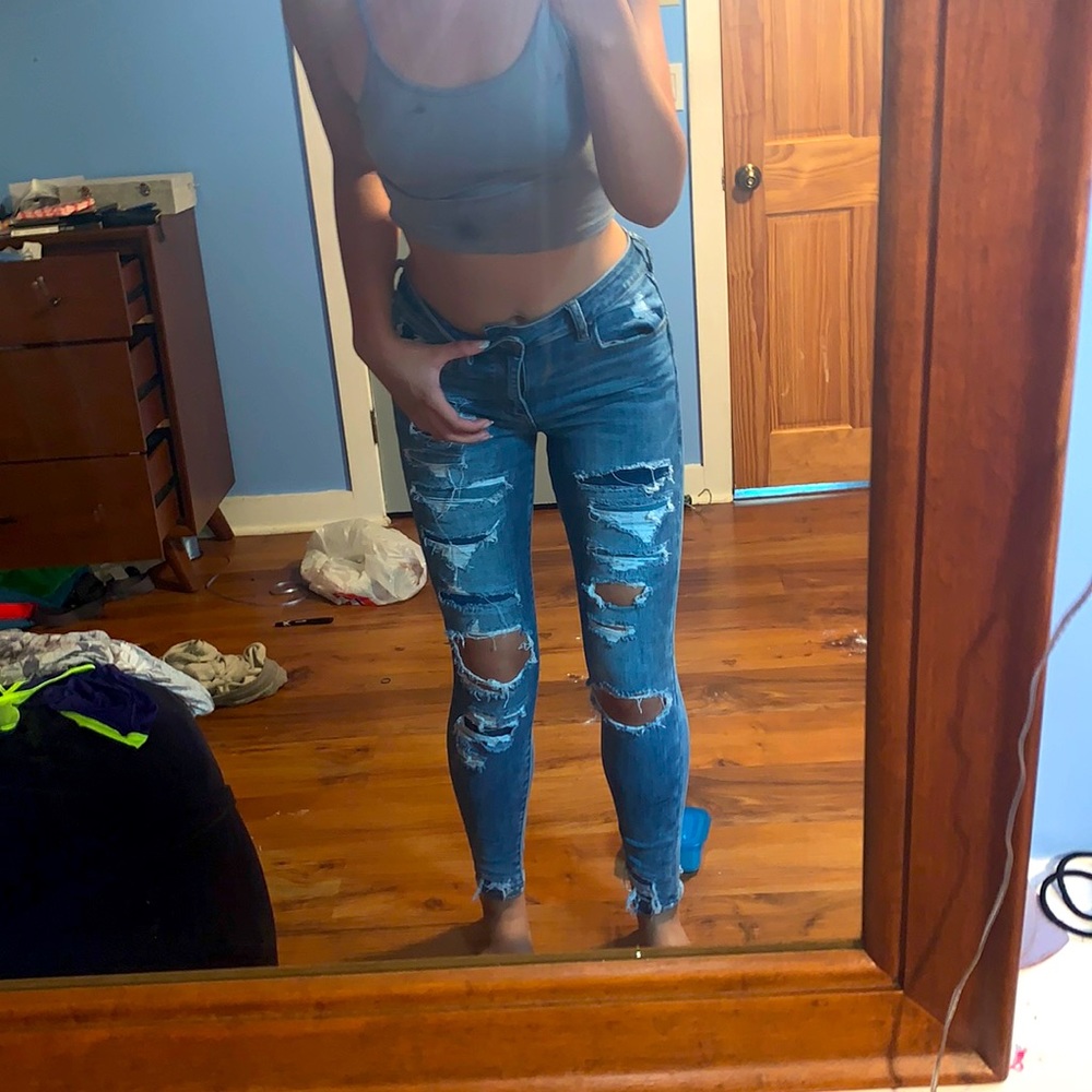 American Eagle ripped jeans